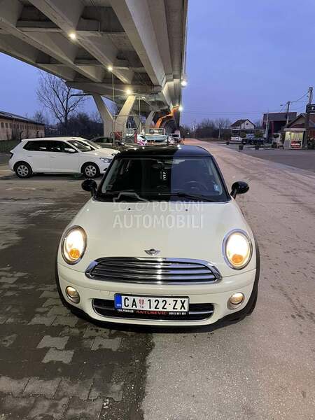 MINI Cooper D 1.6