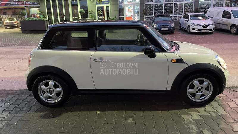 MINI Cooper D 1.6