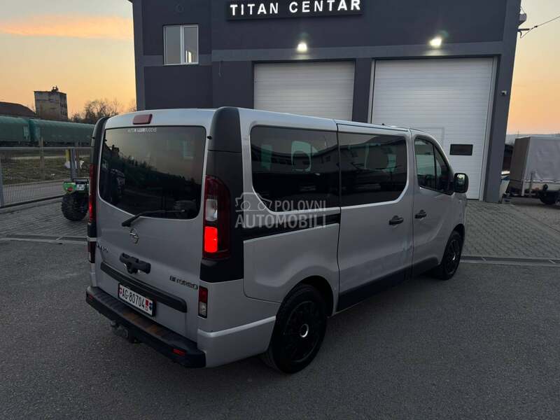 Opel Vivaro 