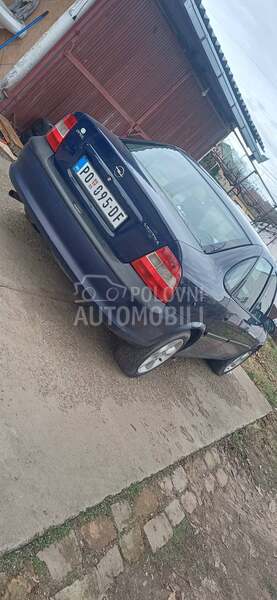 Opel Vectra B 1.6b