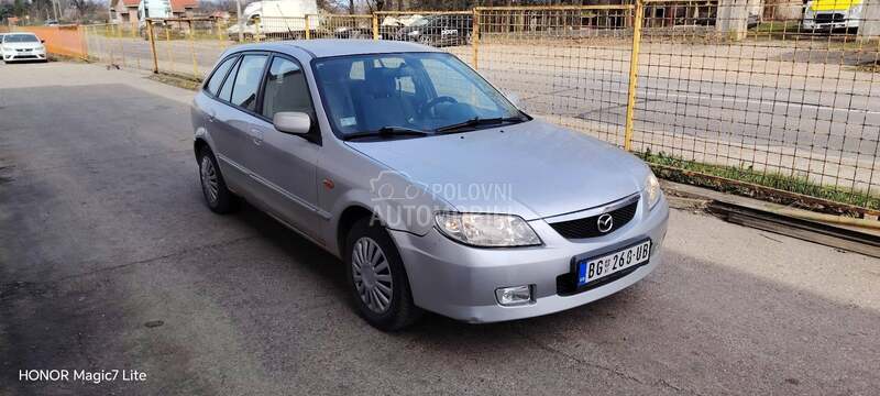 Mazda 323 
