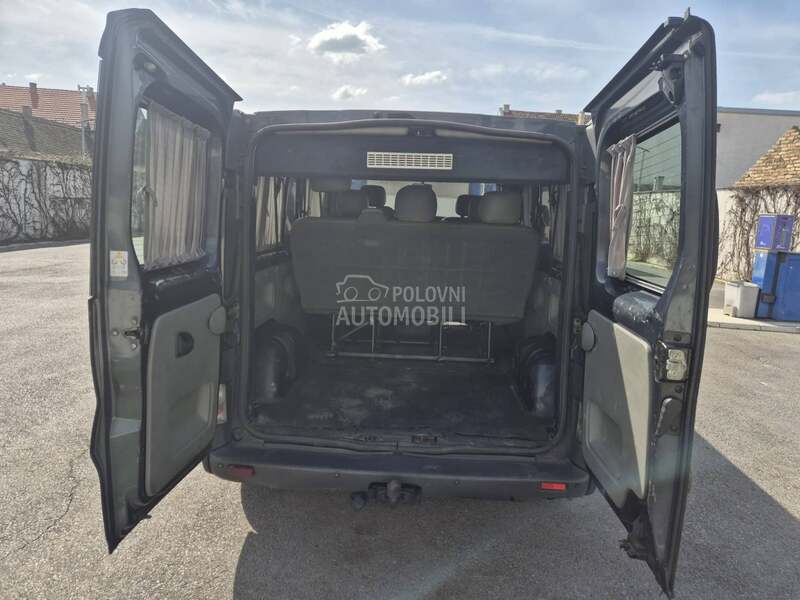 Opel Vivaro 