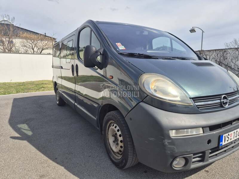 Opel Vivaro 