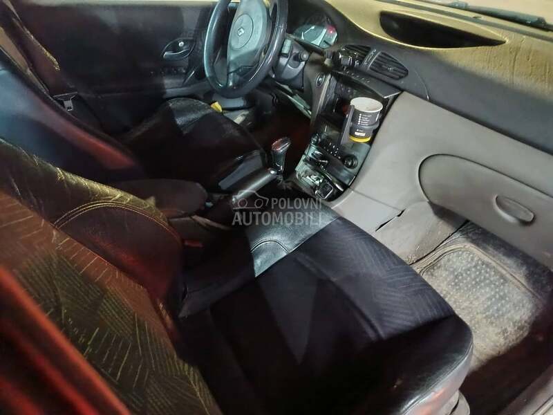 Renault Laguna 