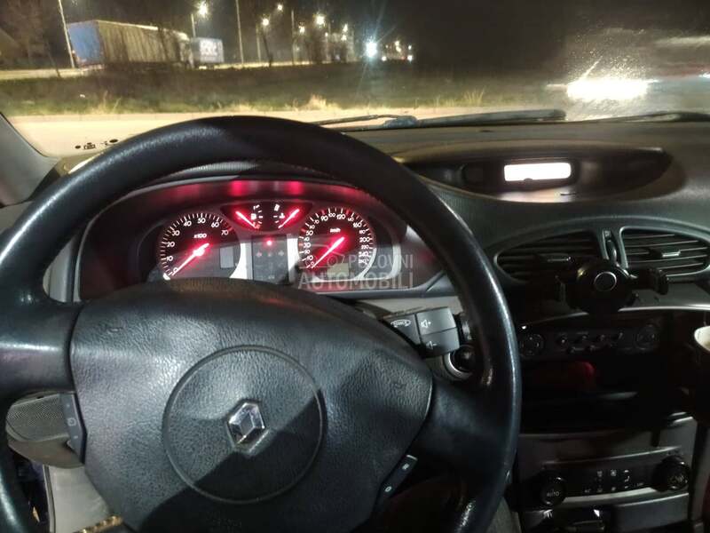 Renault Laguna 