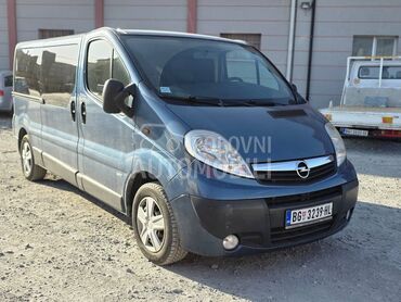Opel Vivaro 9 sedista