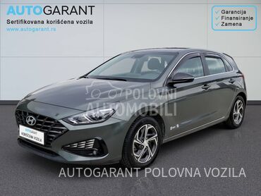 Hyundai i30 1.5 PREMIUM