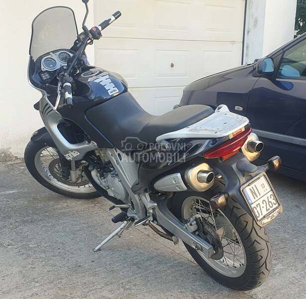 Aprilia Pegaso 650 Cube
