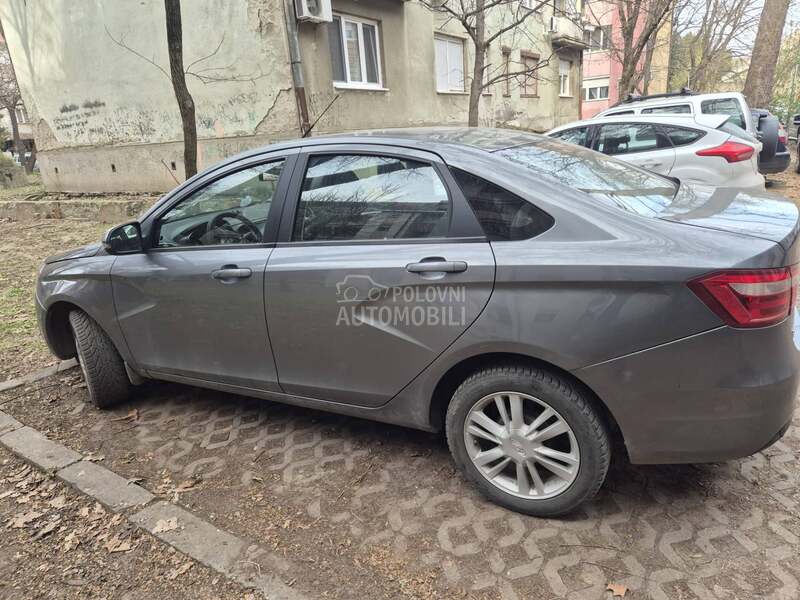 Lada Vesta GF