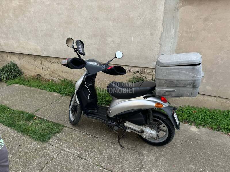 Piaggio liberty 125