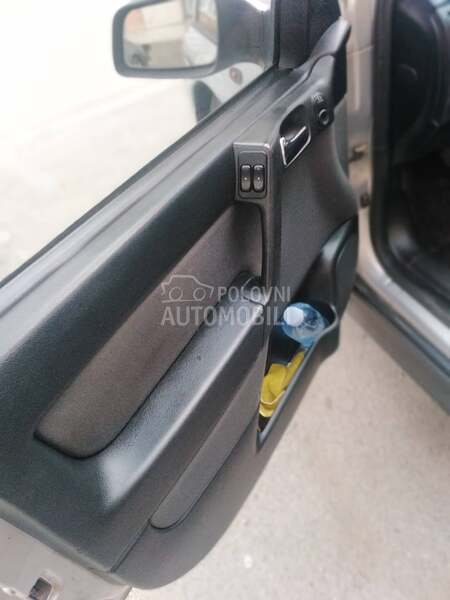 Opel Astra G 20