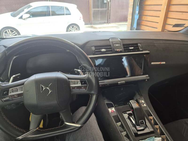 Citroen DS7 