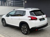 Peugeot 2008 1.6 HDI ALLURE
