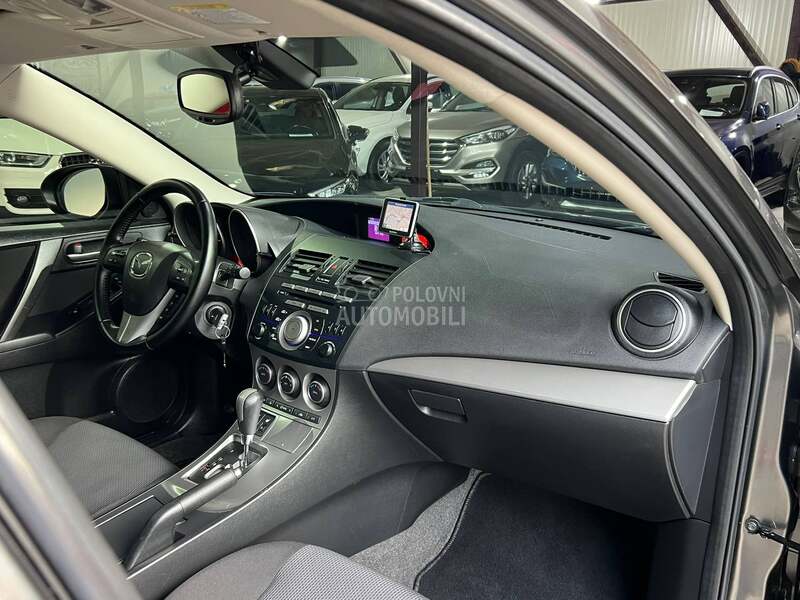 Mazda 3 A.U.T.O.M.A.T.