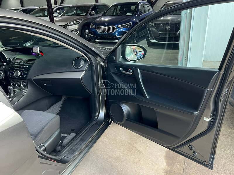 Mazda 3 A.U.T.O.M.A.T.