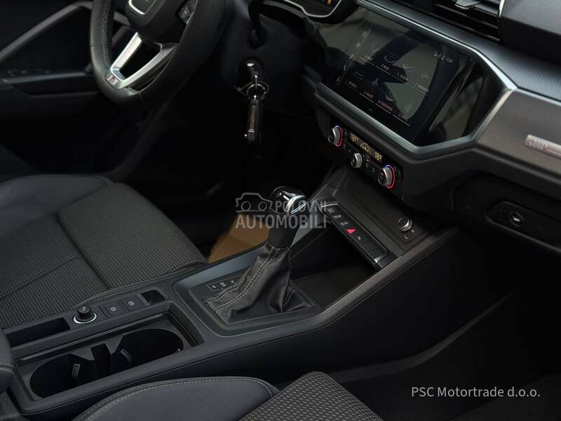 Audi Q3 S-Line/Pano/AmbientL