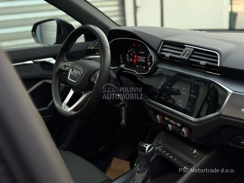 Audi Q3 S-Line/Pano/AmbientL