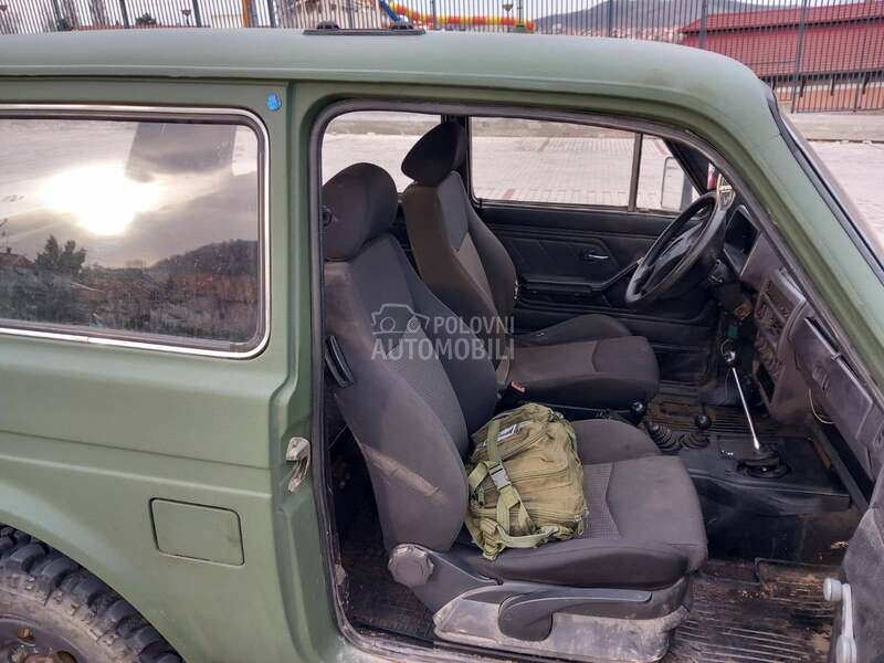 Lada Niva 