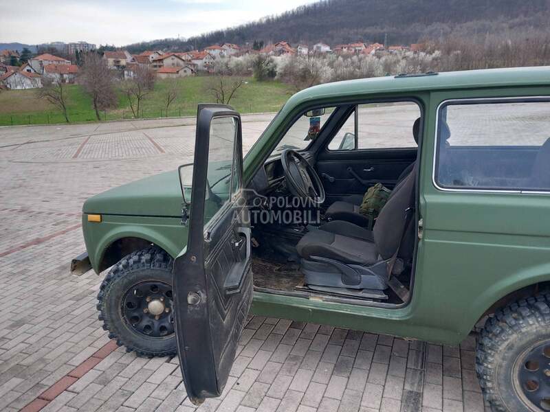 Lada Niva 
