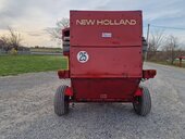 New Holland 835