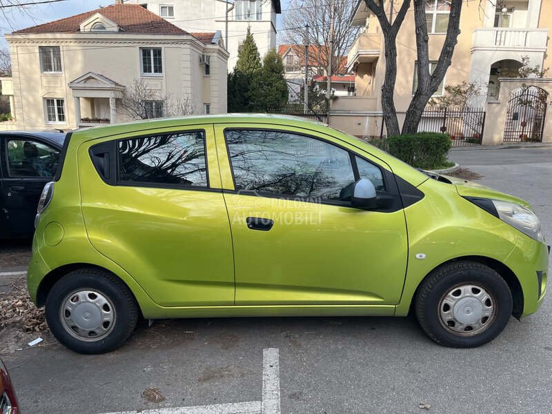 Chevrolet Spark 