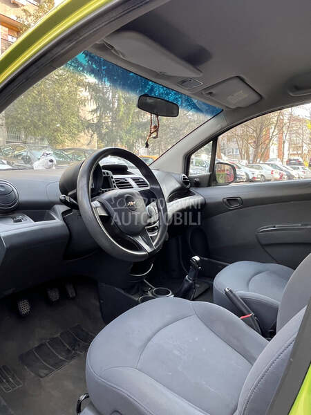Chevrolet Spark 