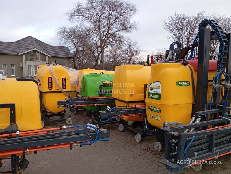 Prskalice više modela