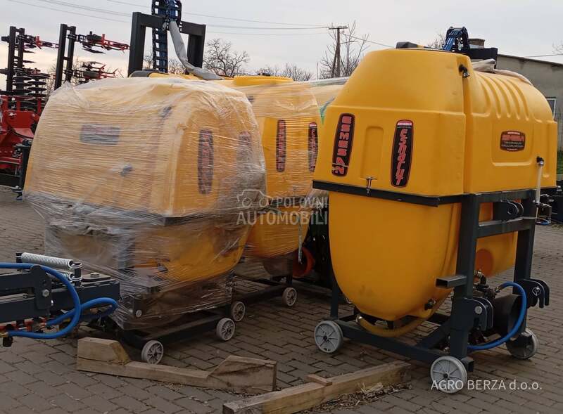 Prskalice više modela