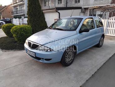 Lancia Ypsilon 1.2 8v