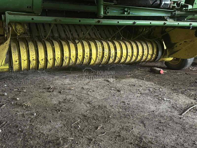 John Deere 545. Kron