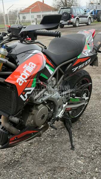 Aprilia Dorsoduro 750 ABS