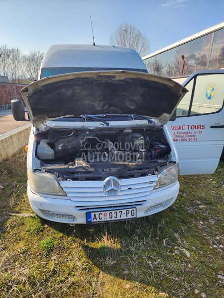 Mercedes Benz Sprinter 416