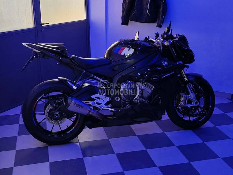 BMW S1000R