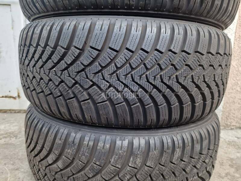 Falken 195/55 R16 Zimska