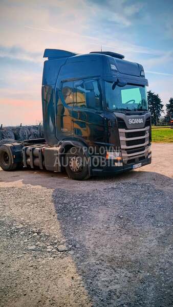 Scania 410