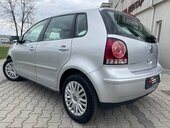Volkswagen Polo 1.2 restajling NOV