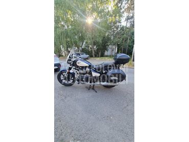 Royal Enfield Super Meteor 650