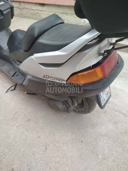 Yamaha Majesty YP 250