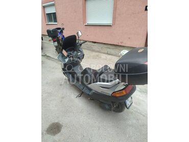 Yamaha Majesty YP 250