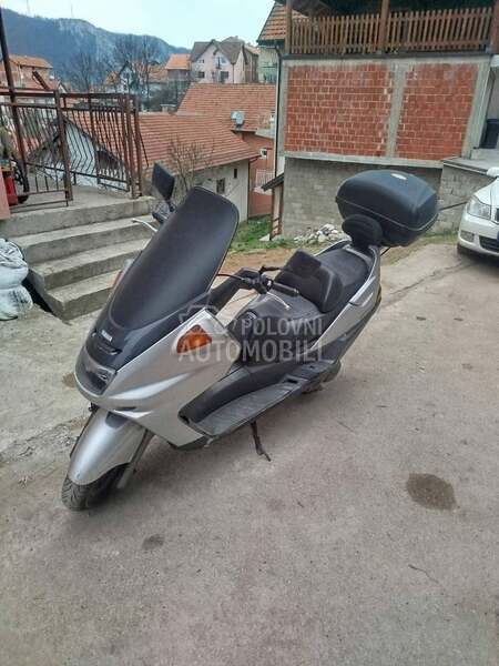 Yamaha Majesty YP 250