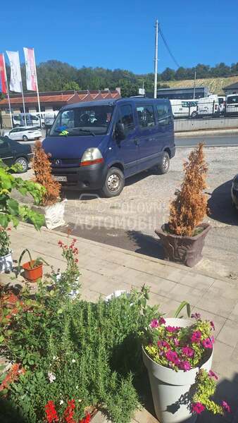 Renault Master 9 sedista
