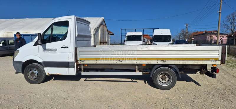 Mercedes Benz Sprinter 515