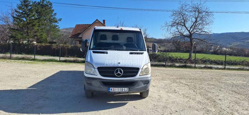 Mercedes Benz Sprinter 515