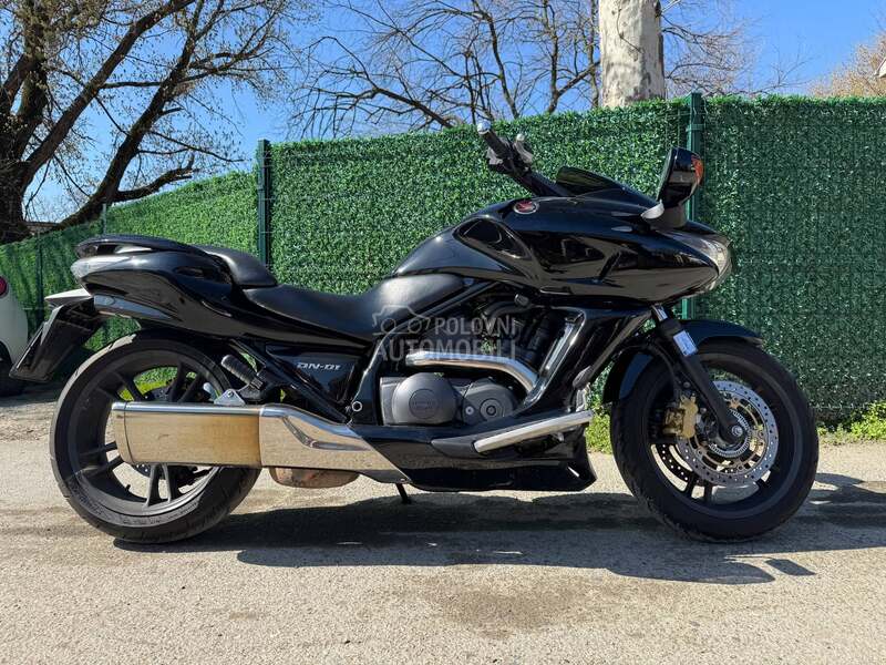 Honda DN 01