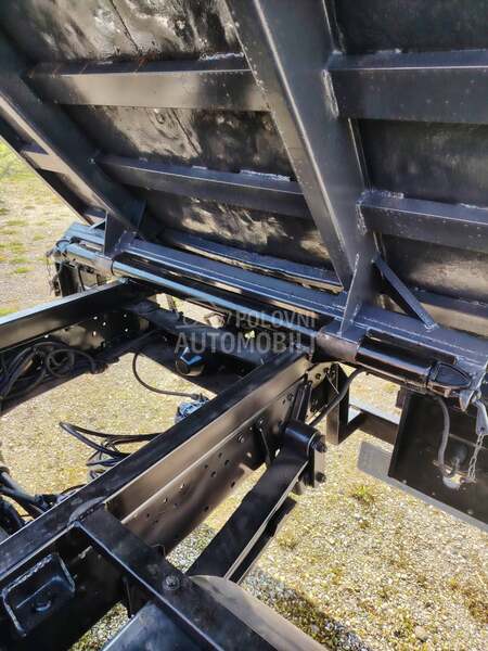 MAN Le 8.180 kiper kran