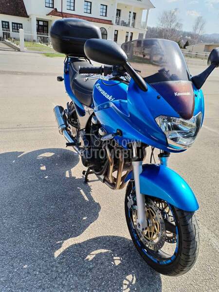 Kawasaki ZR 7