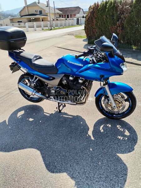 Kawasaki ZR 7