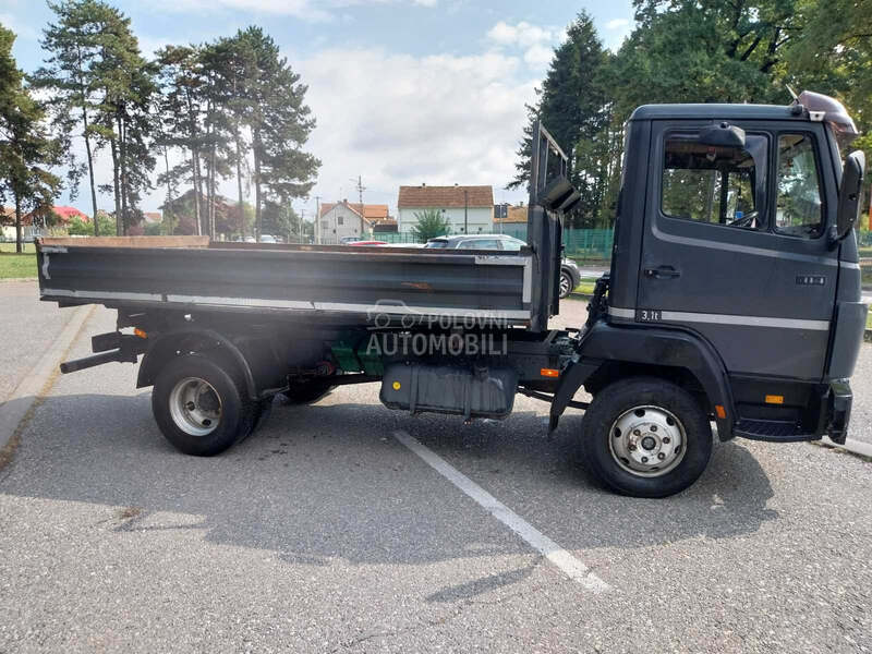 Mercedes Benz 814 kiper