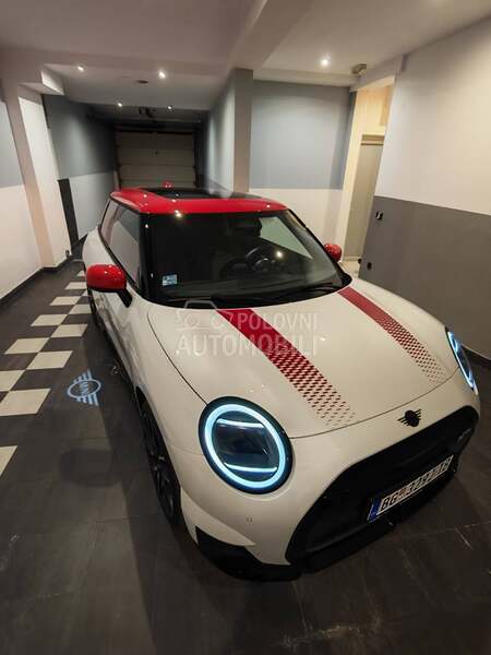 MINI Cooper coper se