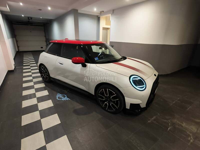 MINI Cooper coper se